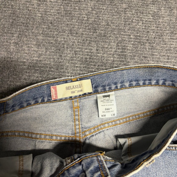 Levi Strauss 550 Mens Relaxed Fit Jeans Blue Denim Size 36 x 30‎ - Picture 2 of 6